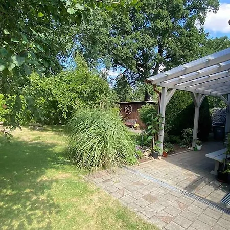 아파트 Nice With Garden And Fire Place Rosstal